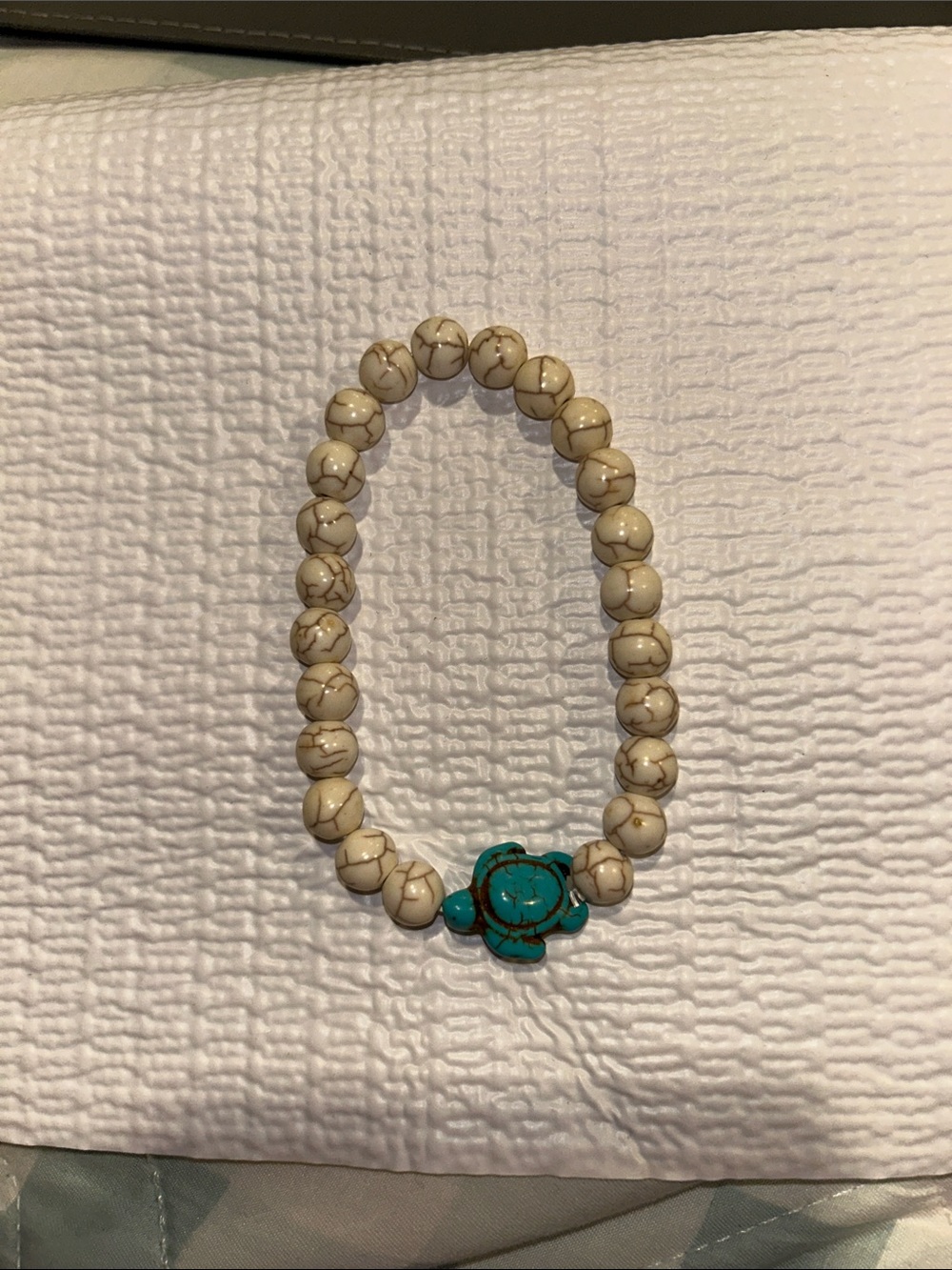Beaded Cream and Turquoise Turtle Stretch Bracelet